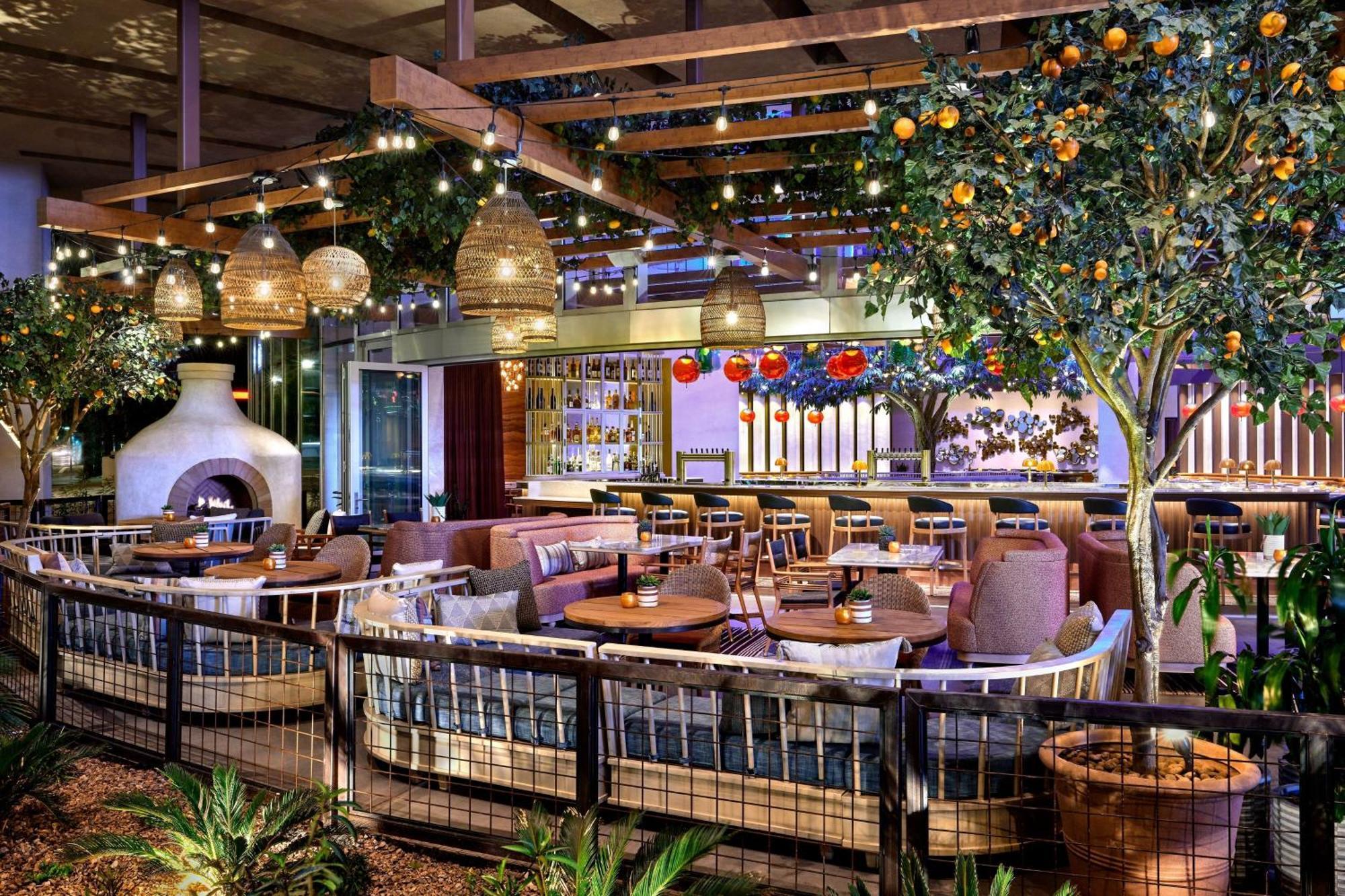Sheraton Phoenix Downtown Экстерьер фото