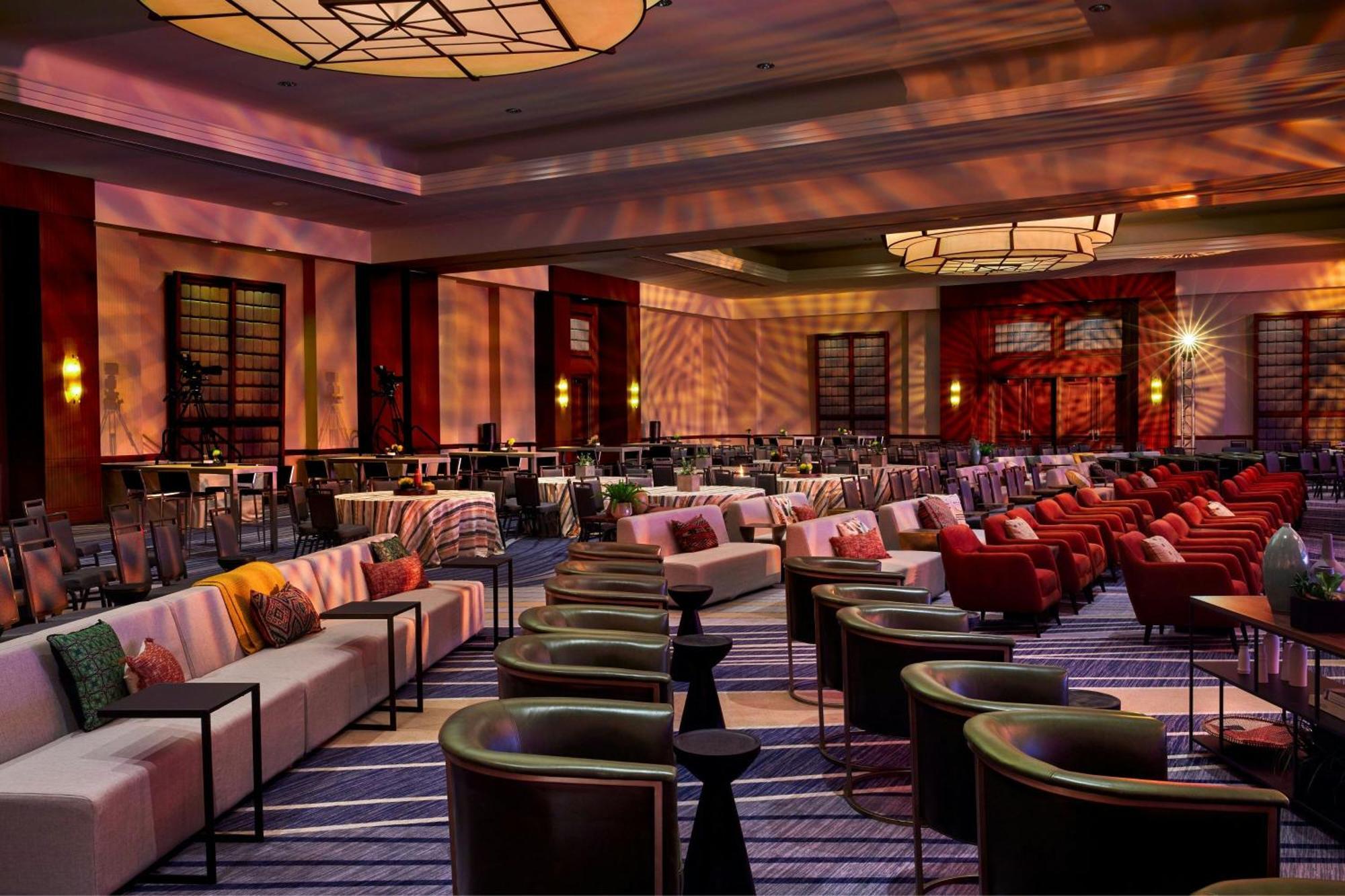 Sheraton Phoenix Downtown Экстерьер фото