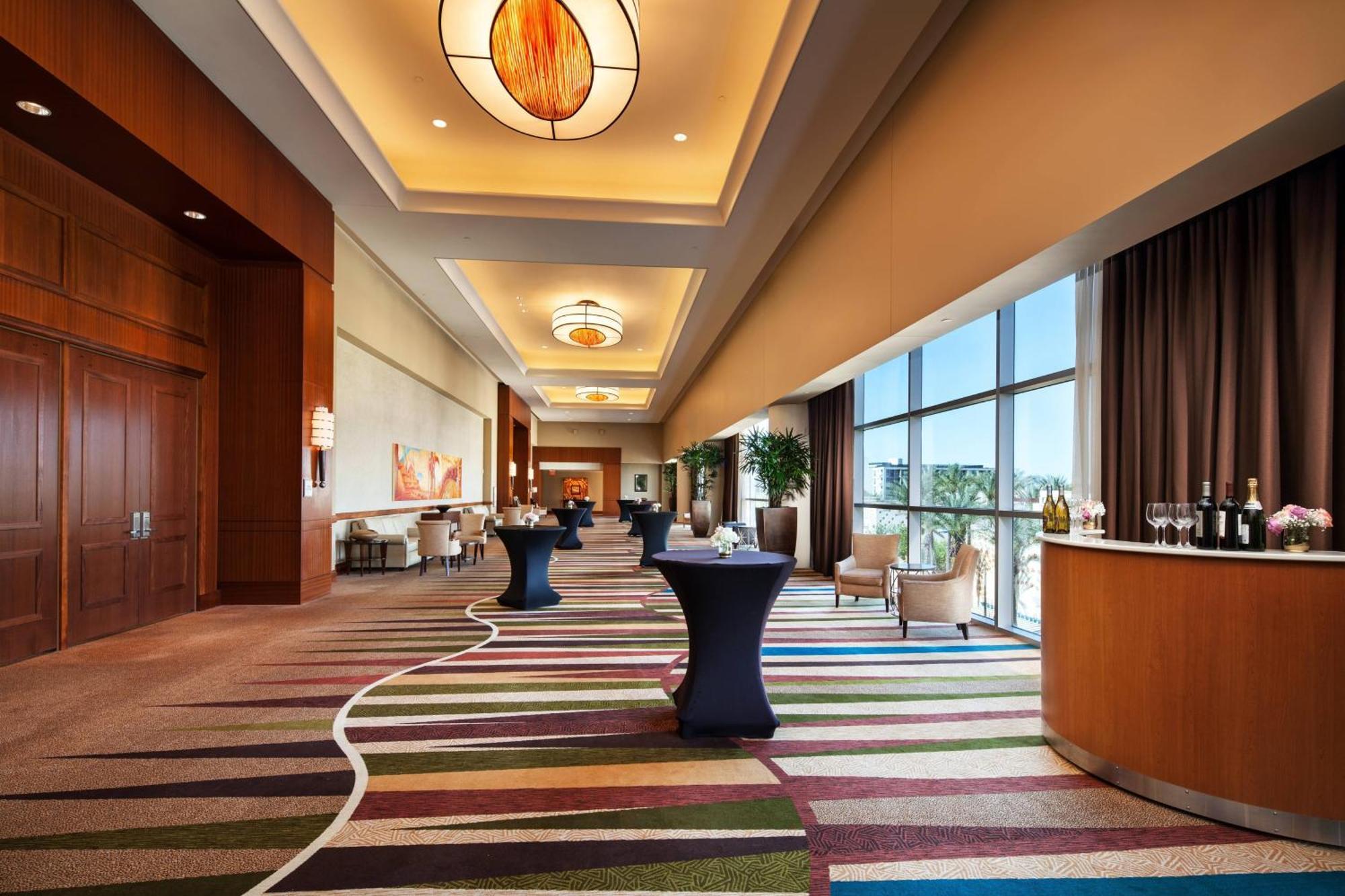 Sheraton Phoenix Downtown Экстерьер фото