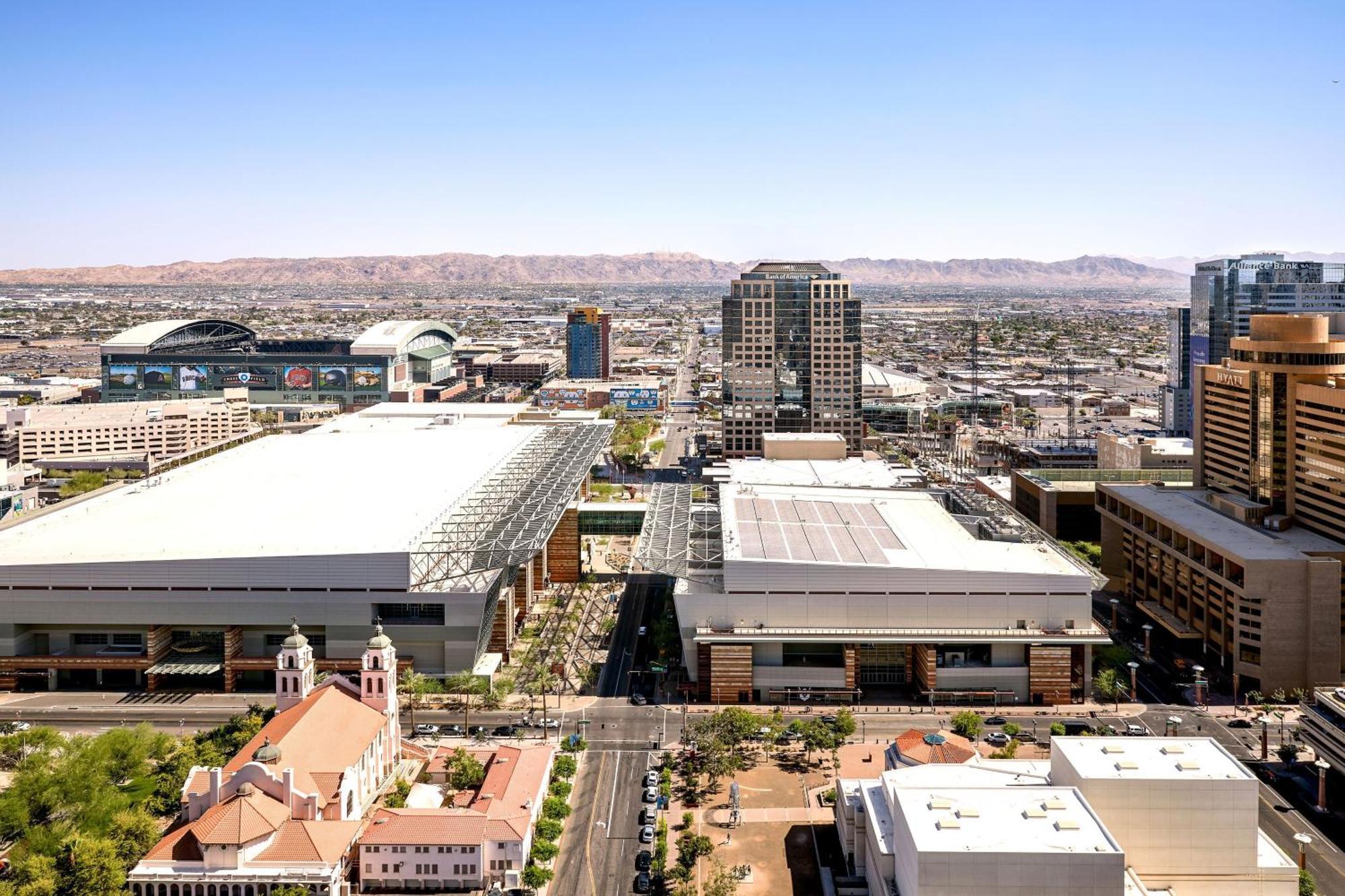 Sheraton Phoenix Downtown Экстерьер фото